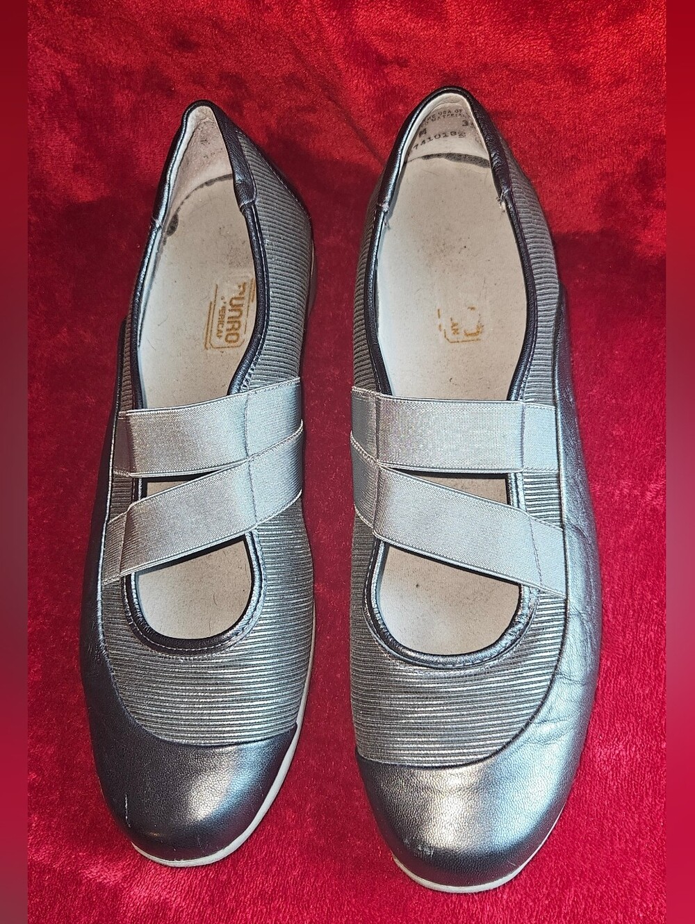 Munro Silver Mary Jane Flats/Elastic Cross Straps/Shock Absorbing Heel -Size 12M